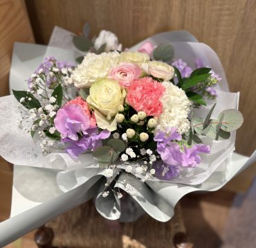 スタンディングブーケ|「バルーンフラワー」　（岩手県紫波郡矢巾町の花屋）のブログ